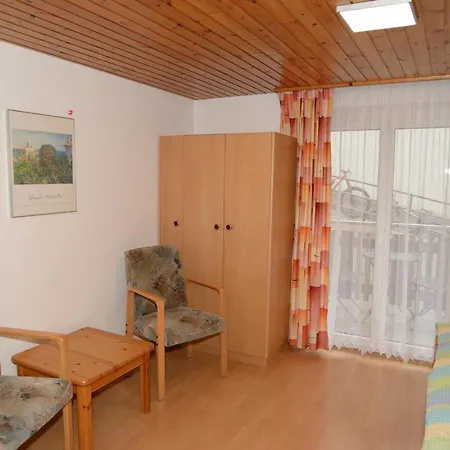 アパート Ferienhaus Juliana ツェルマット